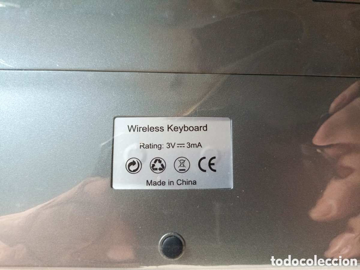 Segunda mano: Teclado bluetooth con raton todo en 1 - Foto 10