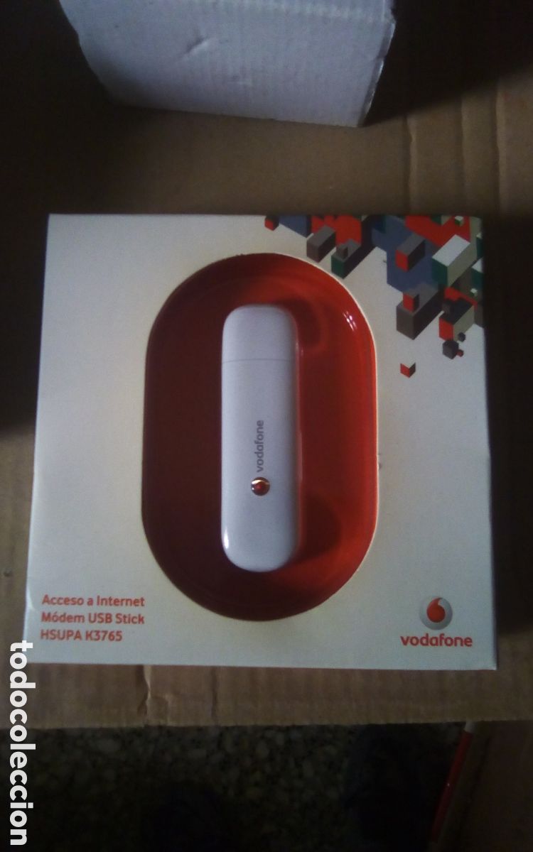 Segunda mano: M&oacute;dem USB Stick. HSUPA. K3765. Vodafone. Sin usar. - Foto 1