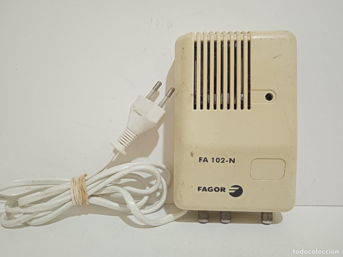 Segunda mano: Fuente de alimentaci&oacute;n TV Fagor FA 102-N - 24 Voltios - 2 Salidas