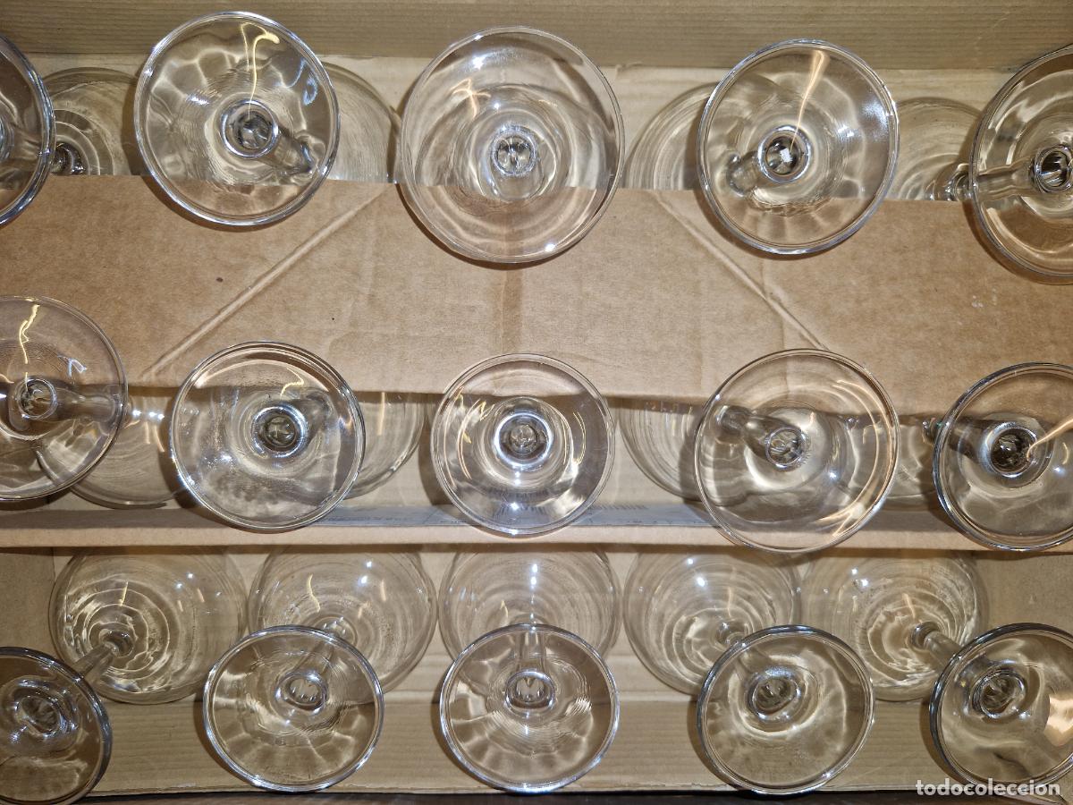 Segunda mano: BONITO JUEGO DE 15 COPAS DE CRISTAL. MEDIDA 12*6CM
