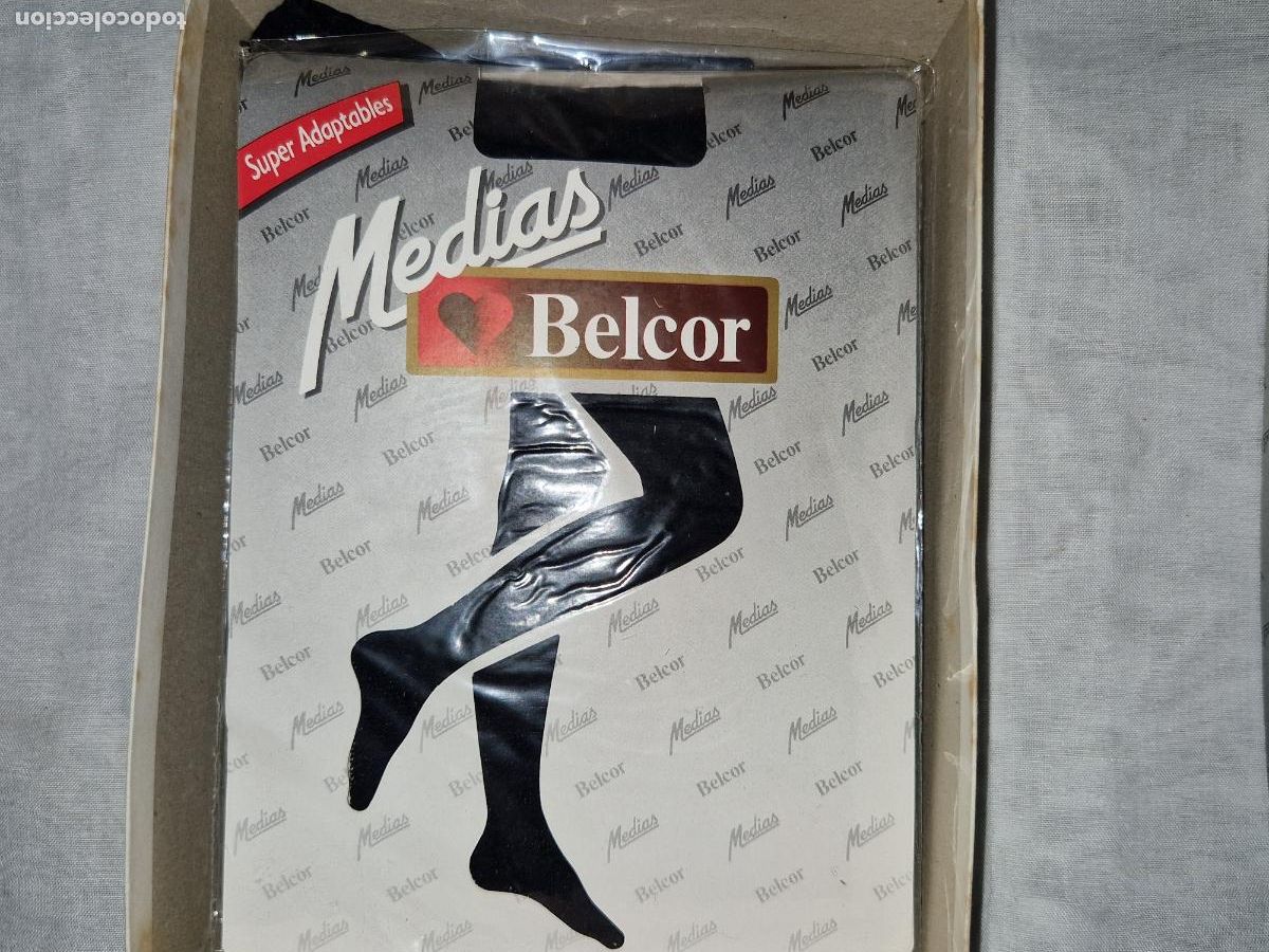Segunda mano: BONITO JUEGO DE 3 MEDIAS VELADAS PARA MUJER.