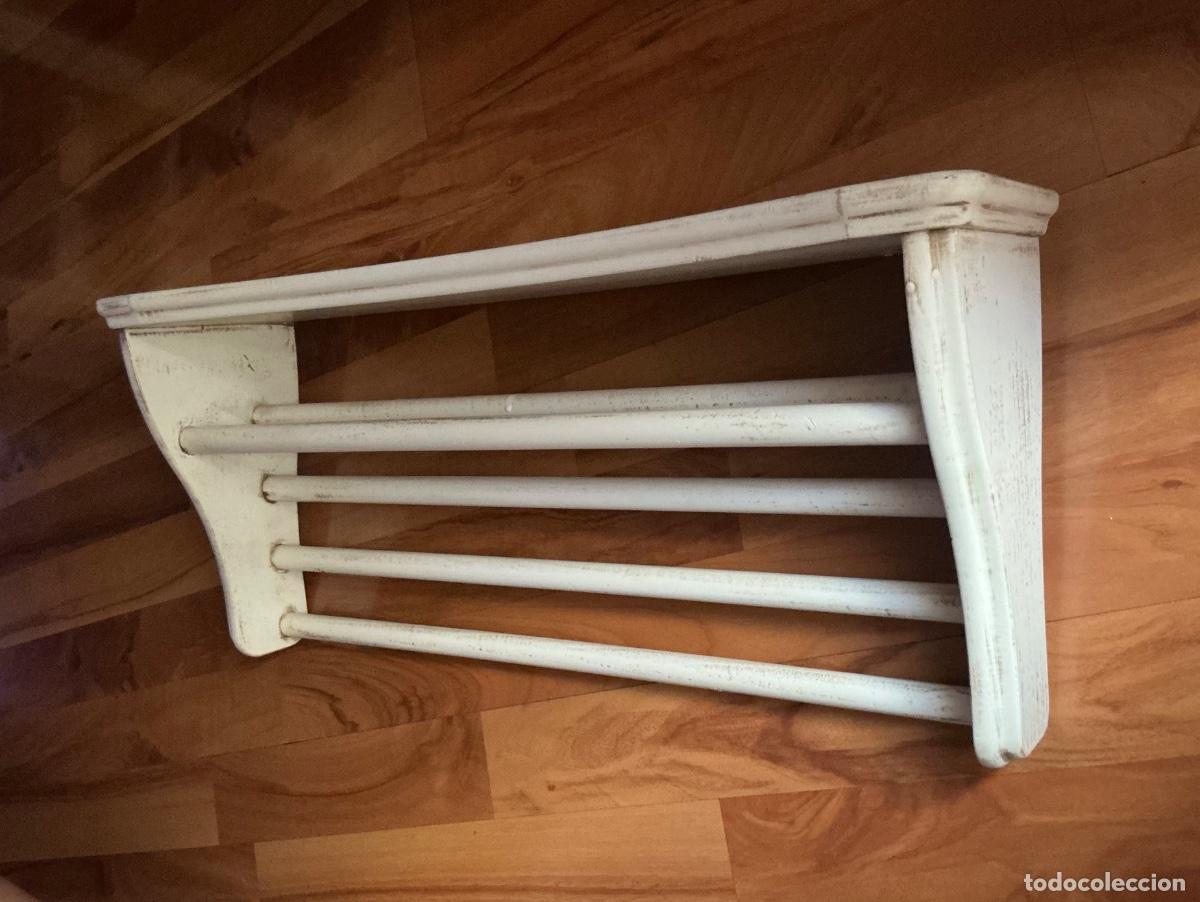 Segunda mano: Estante de madera, estilo envejecido. - Foto 4