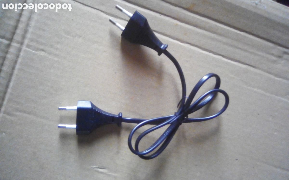 Segunda mano: Cable electricidad doble clavija conexi&oacute;n macho - macho. HD3VV2-F.
