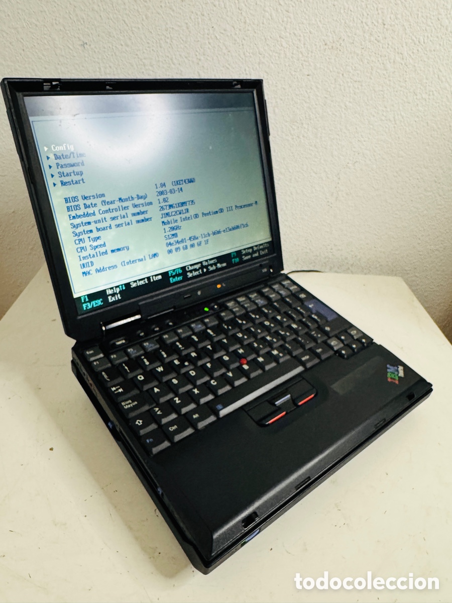 Segunda mano: RARE Retro IBM ThinkPad X30 Laptop Computer Retro Enciende Sin Comprobar - Foto 5