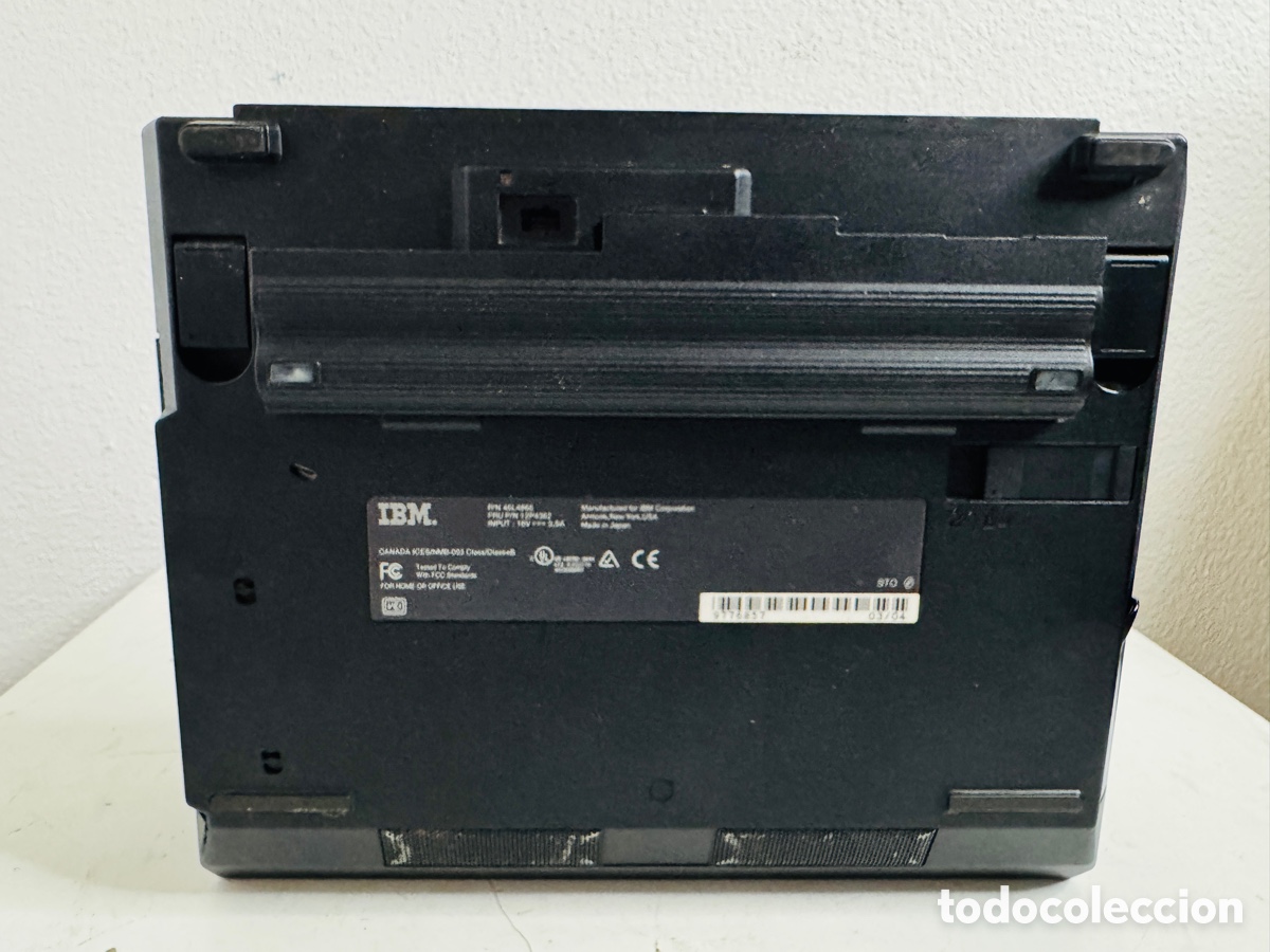 Segunda mano: RARE Retro IBM ThinkPad X30 Laptop Computer Retro Enciende Sin Comprobar - Foto 10
