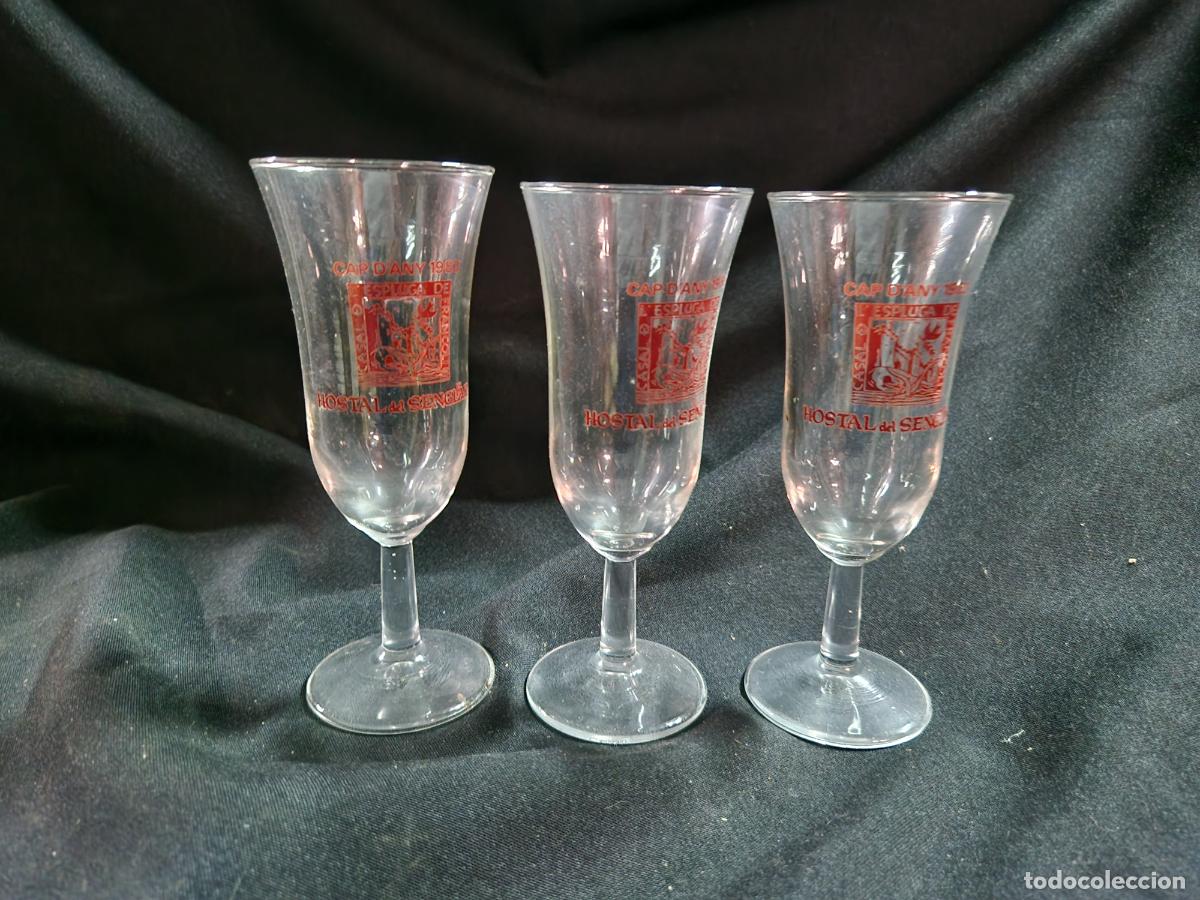 Segunda mano: 3 BONITAS COPAS DE CRISTAL. CAP D'ANY 1983. MEDIDA 15*6