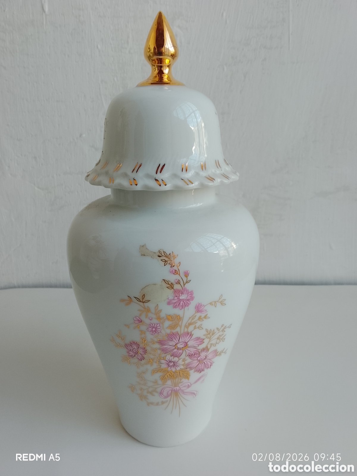 Segunda mano: Tibor de porcelana con flores. - Foto 3