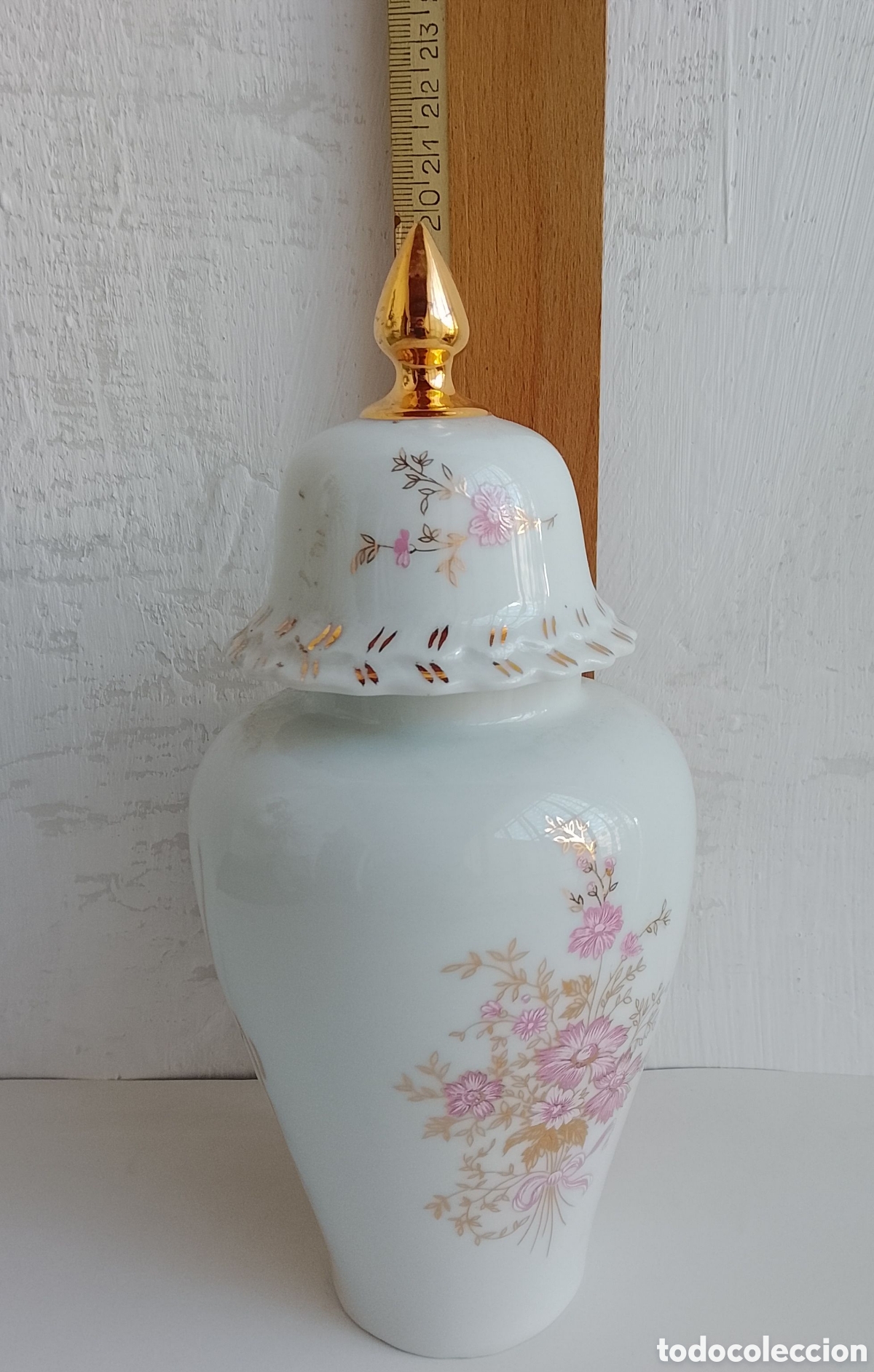 Segunda mano: Tibor de porcelana con flores. - Foto 9