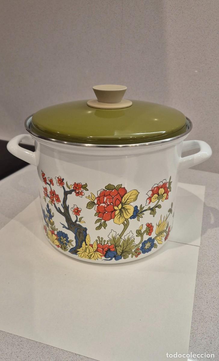Segunda mano: Cacerola con dise&ntilde;o de flores Grande