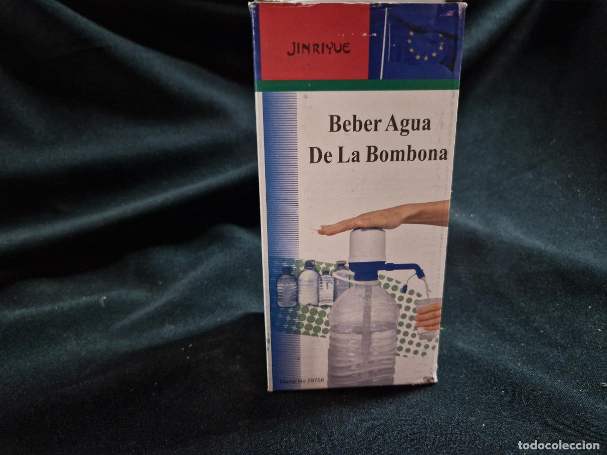 Segunda mano: BONITO BEBEDOR DE AGUA DE LA BOMBA.