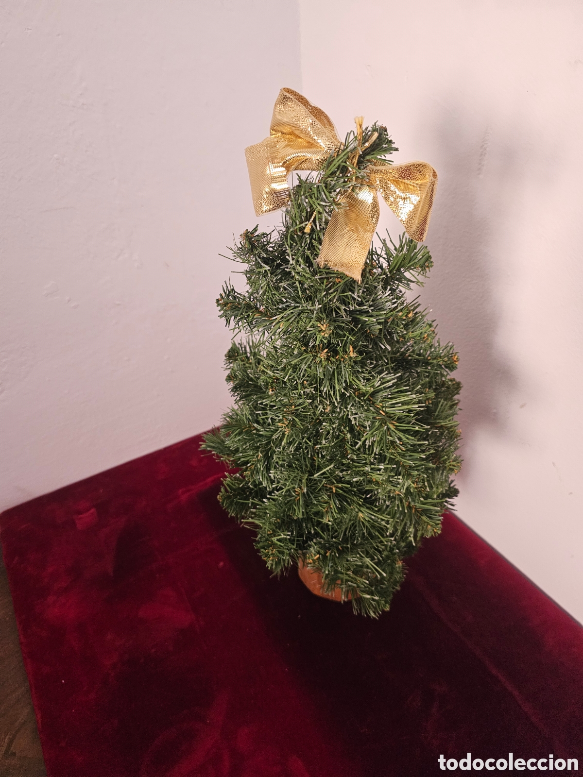 Segunda mano: &Aacute;rbol de Navidad peque&ntilde;o con base de madera 1990s 2000s - Foto 2