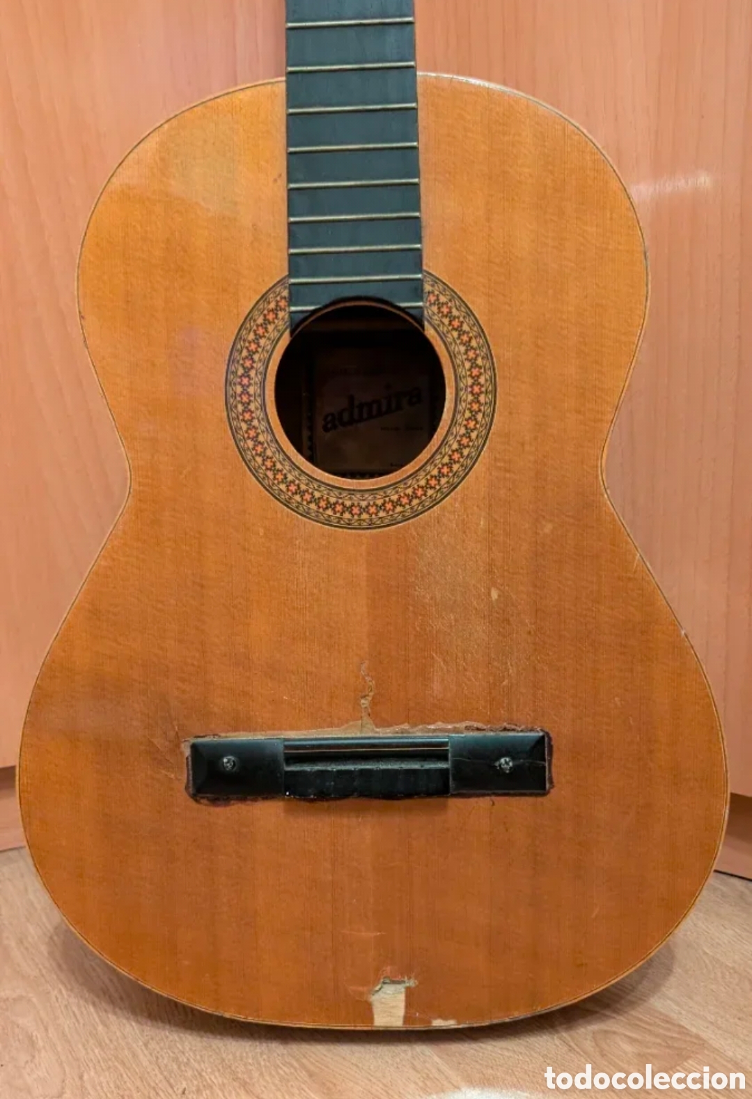 Segunda mano: Guitarra cl&aacute;sica Admira Sevilla