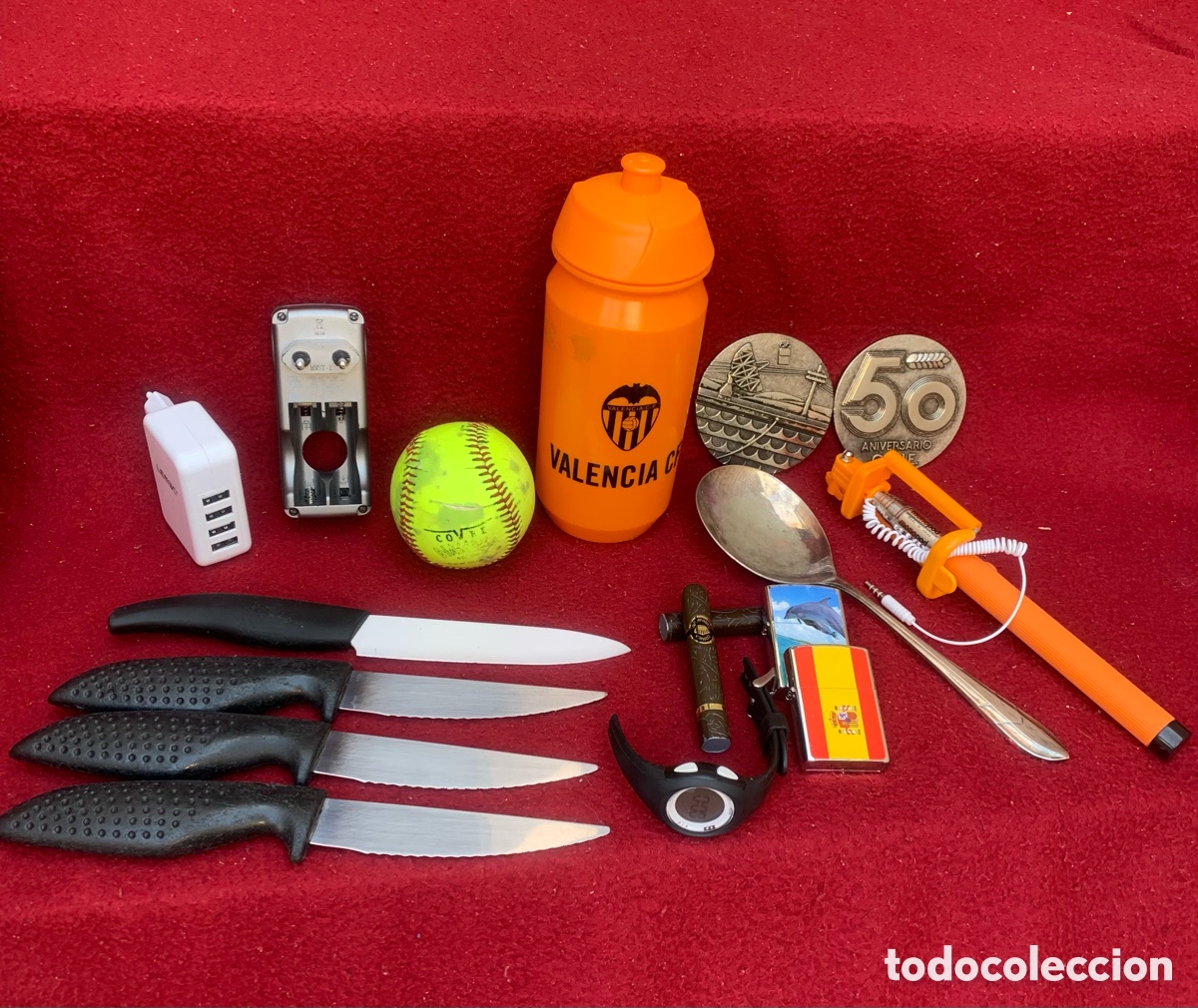 Segunda mano: LOTE VARIADO: CUCHILLOS, CARGADORES, CTNE, MECHEROS ZIP, etc