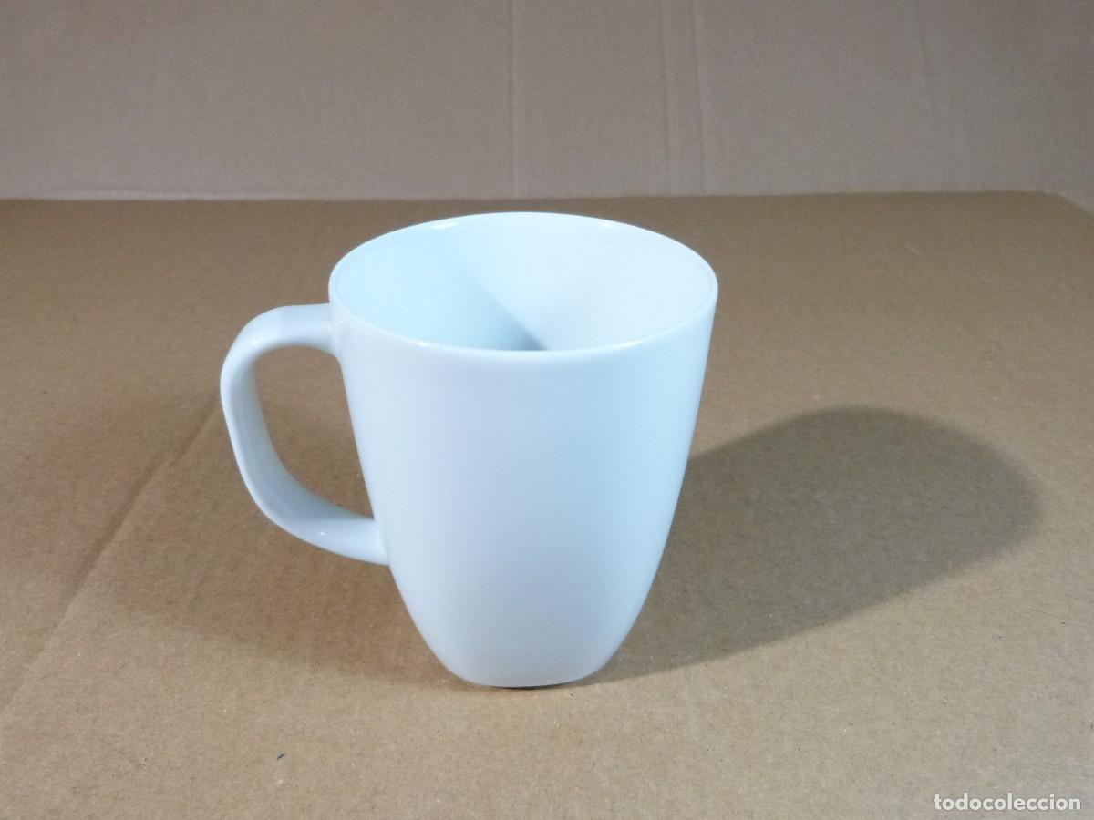 Segunda mano: Taza mug de ceramica esmaltada blanca Ikea F&auml;rgrik