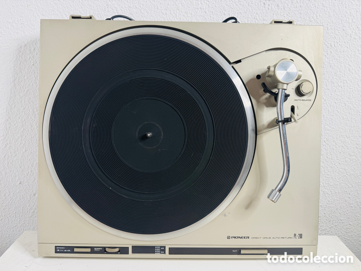 Segunda mano: Pioneer PL-200 Direct Drive Turntable Solo Piezas