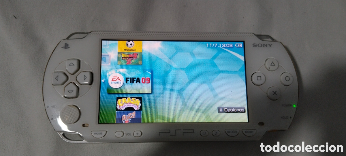 Segunda mano: Sony PSP Blanca + 11 Juegos - Foto 4