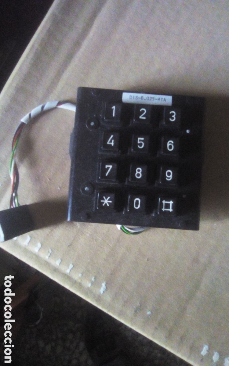 Segunda mano: Teclado cuadrado de marcaci&oacute;n tel&eacute;fono. Dis - 8.025 - AYA. UNA-8140-AT (3).