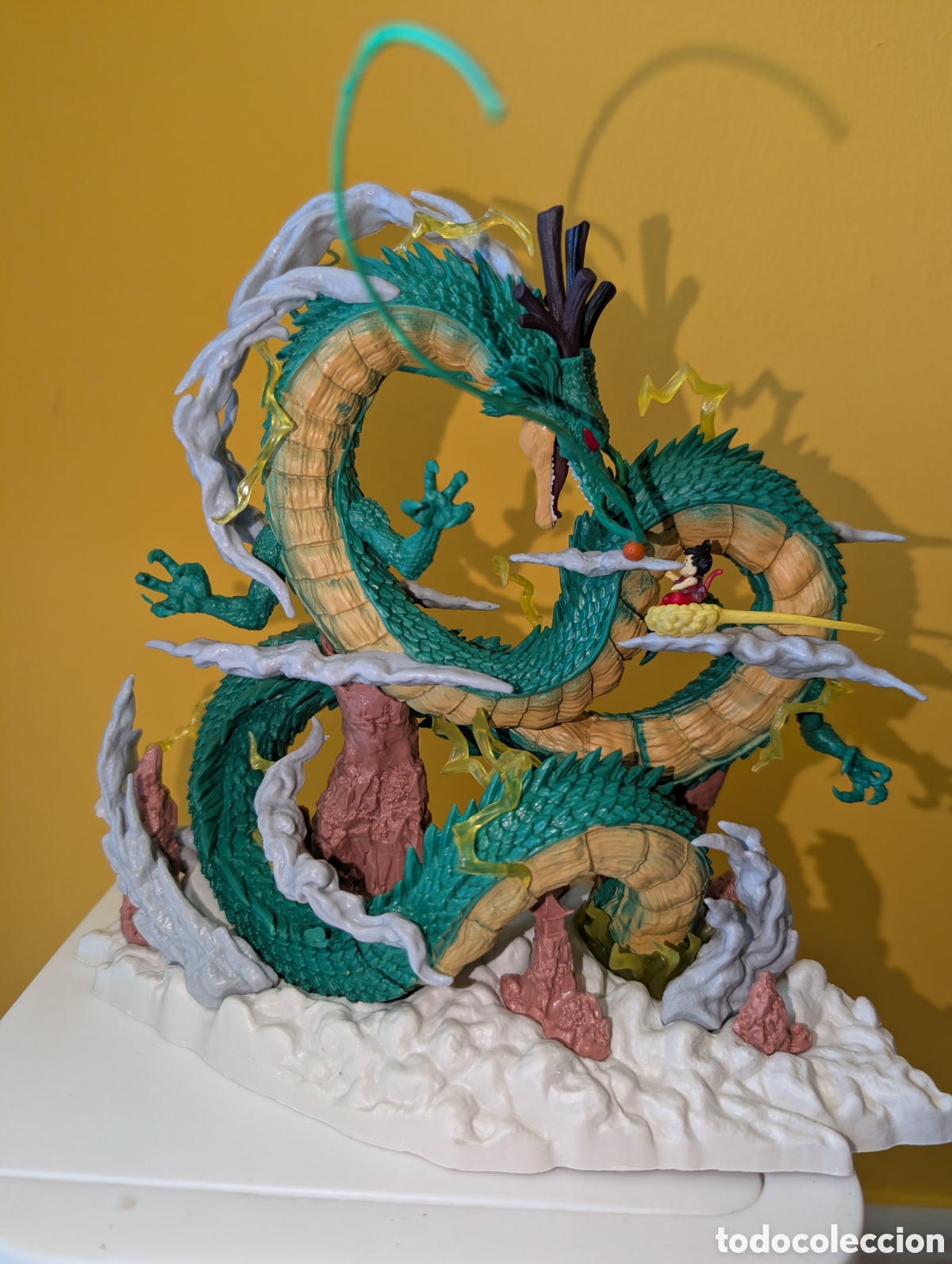 Segunda mano: Figura de Shenron con Goku &ndash; Dragon Ball