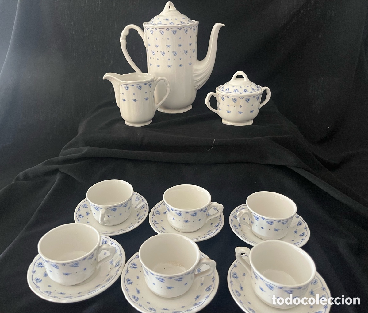 Segunda mano: Juego de caf&eacute; de Porcelana Santa Clara