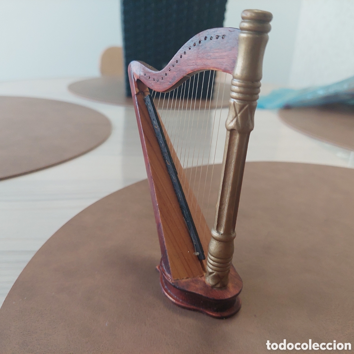 Segunda mano: Arpa de madera miniatura. - Foto 2