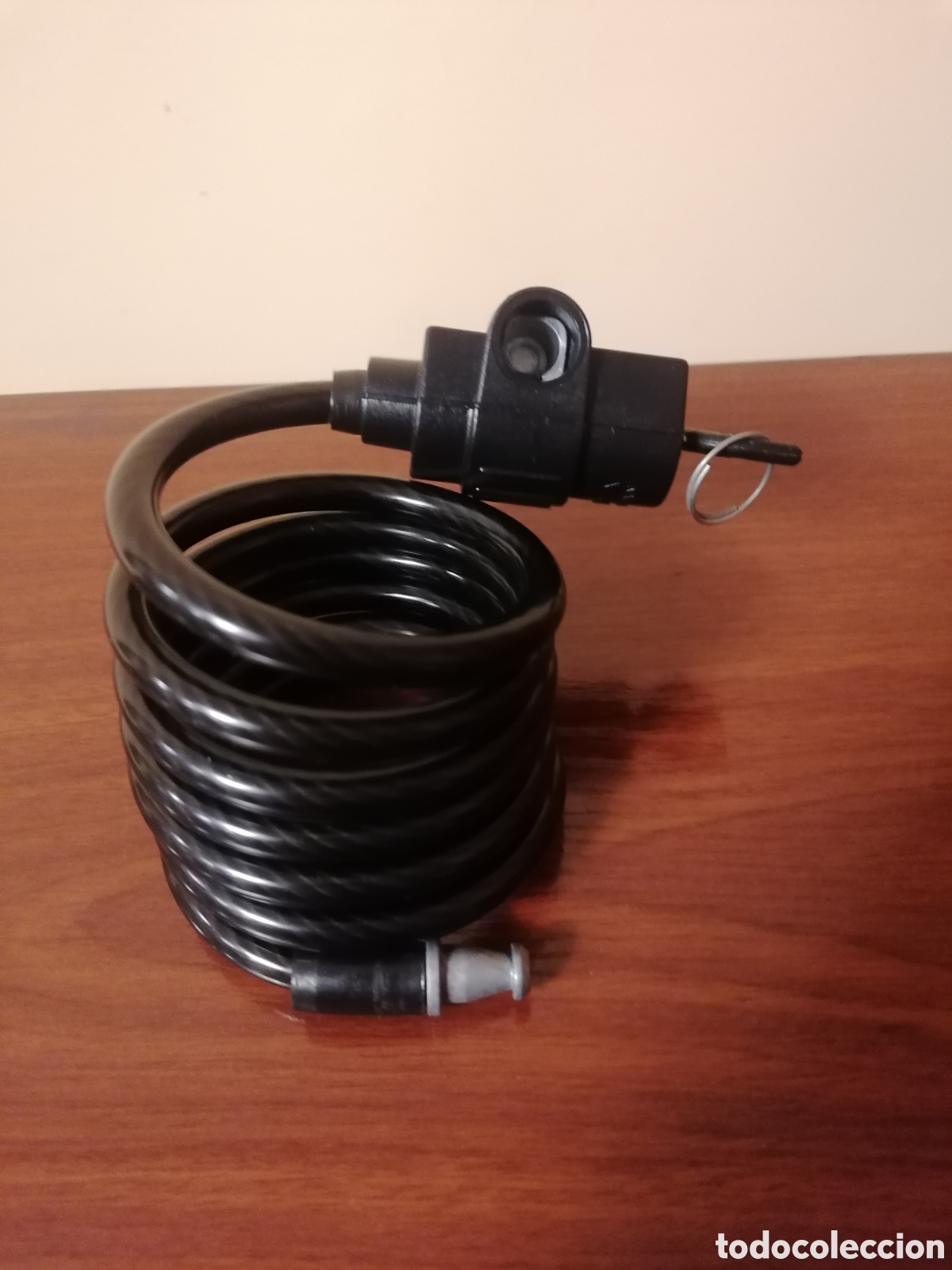 Segunda mano: Candado De Cable Espiral Luma. Hecho En Espa&ntilde;a. Bicicletas,Patinetes...