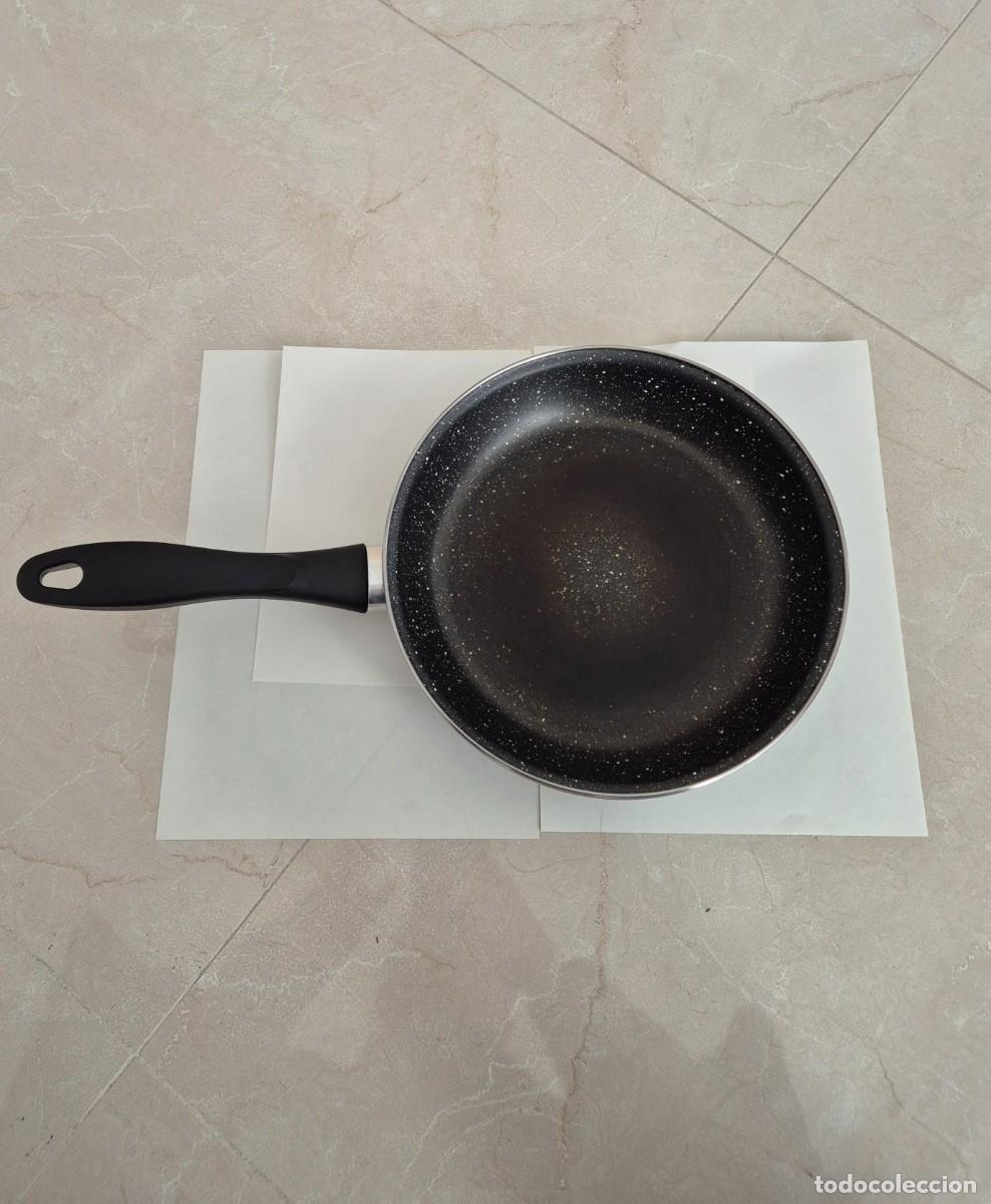 Segunda mano: Sart&eacute;n antiadherente Magefesa negra 26cm - Foto 2