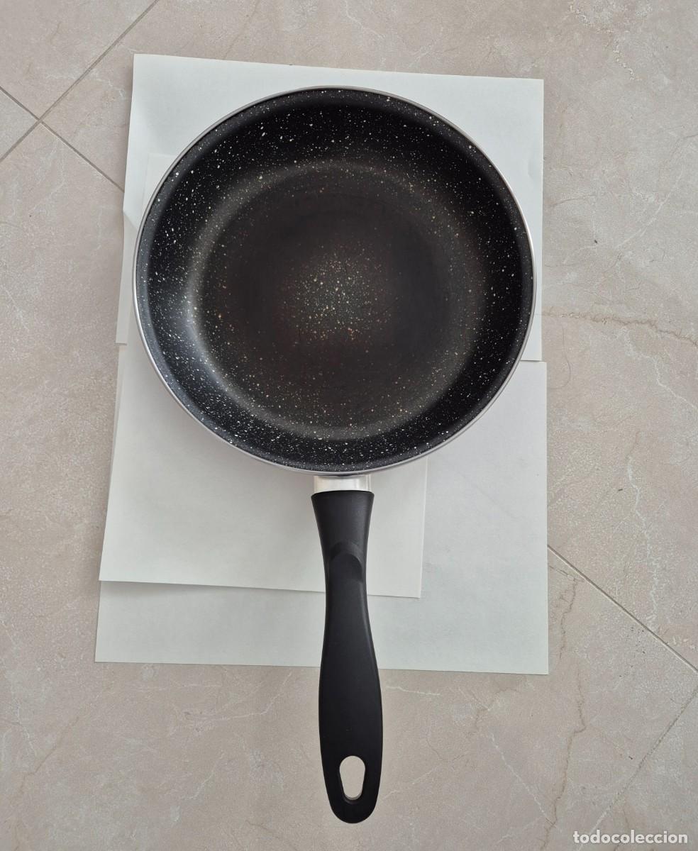 Segunda mano: Sart&eacute;n antiadherente Magefesa negra 26cm - Foto 3