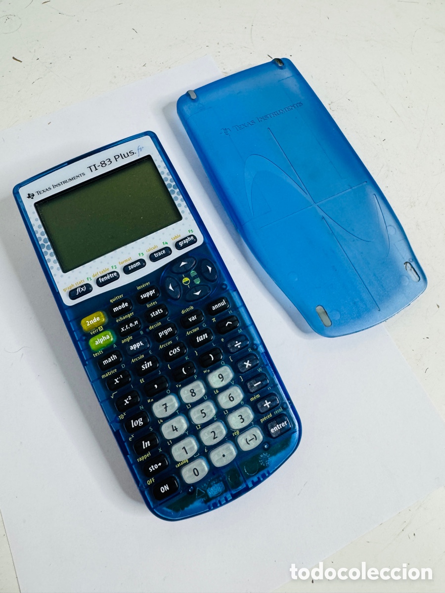 Segunda mano: Texas Instruments TI-83 Plus Blue Edition Graphing Calculator - Foto 2