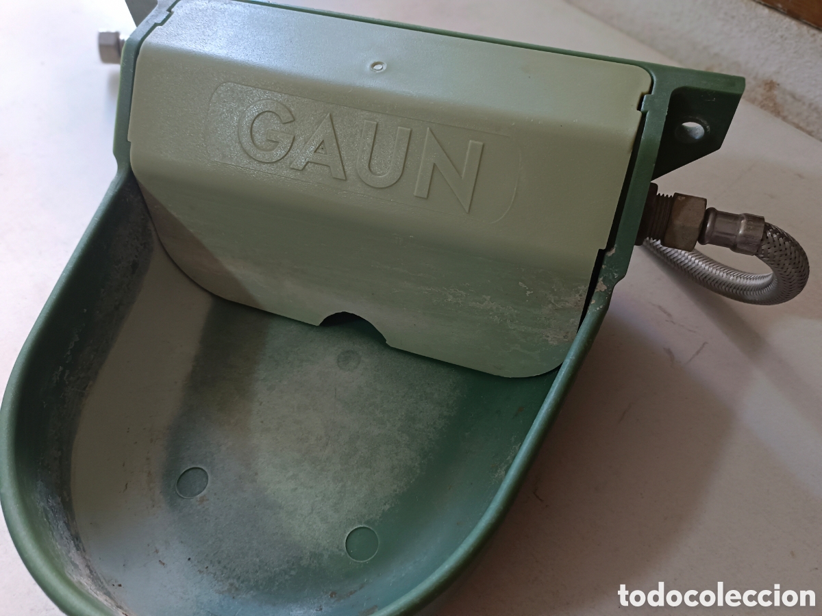 Segunda mano: Bebedero autom&aacute;tico GAUN - Foto 3