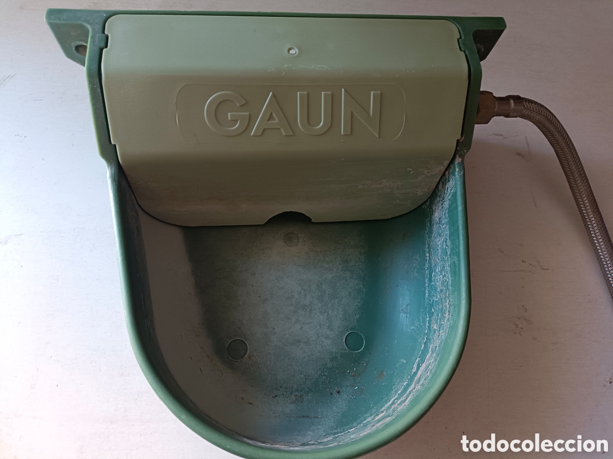Segunda mano: Bebedero autom&aacute;tico GAUN