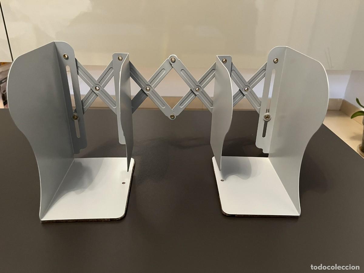 Segunda mano: Sujetalibros Met&aacute;lico Extensible