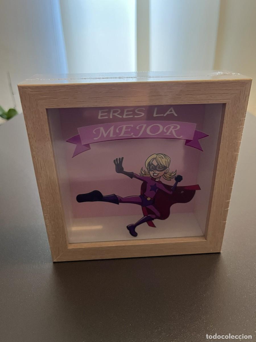 Segunda mano: Hucha Cuadro Superhero&iacute;na - Foto 6