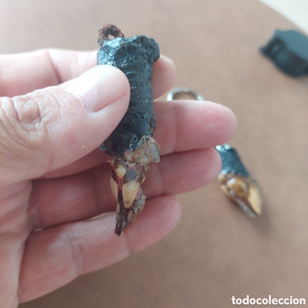 Segunda mano: Colgante y llavero percebe. - Foto 5