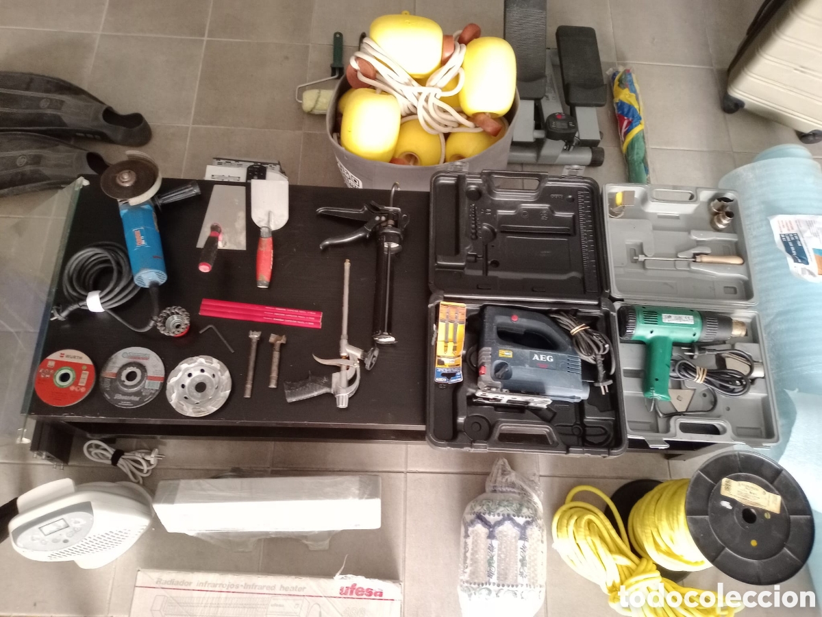 Segunda mano: Lote muy variado de Herramientas, ropa, etc - Foto 4