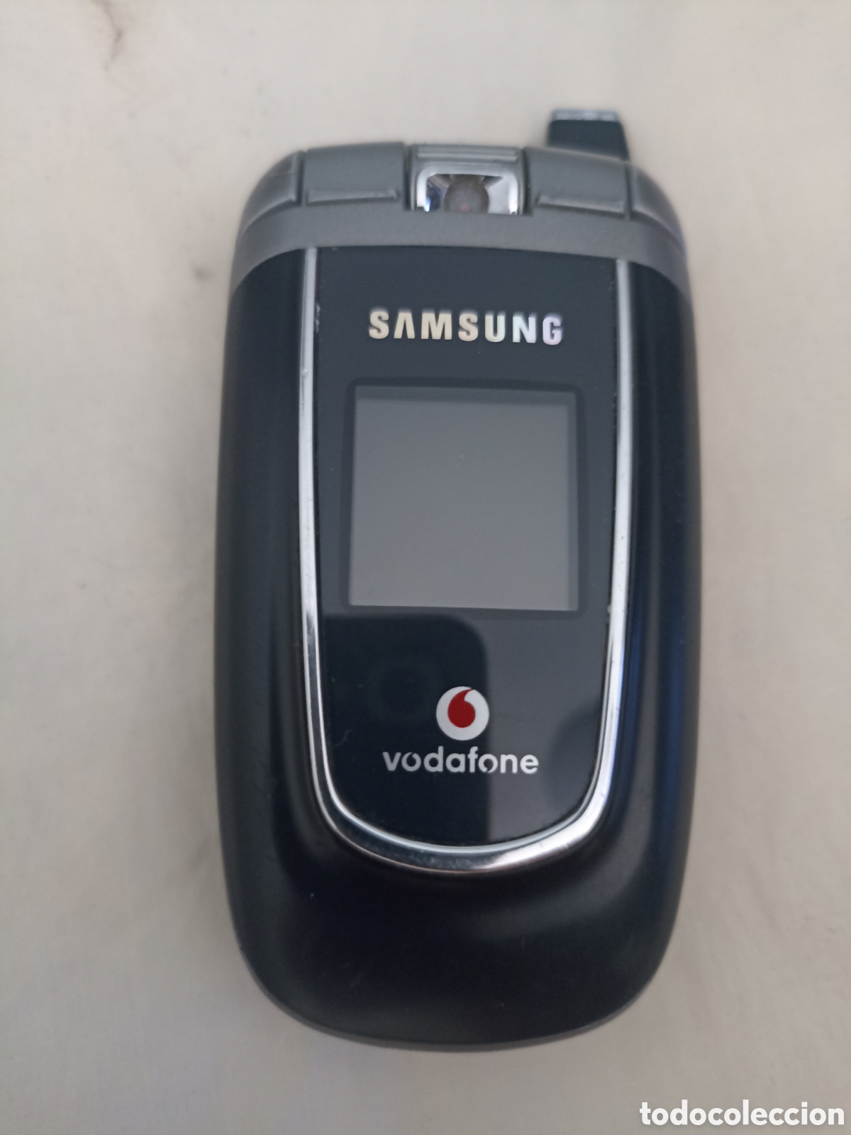 Segunda mano: M&oacute;vil Samsung SGH-Z140V como nuevo - Foto 3
