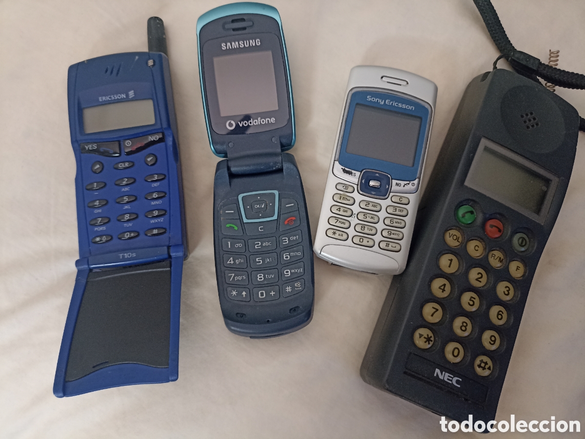 Segunda mano: Lote 4 m&oacute;viles antiguos