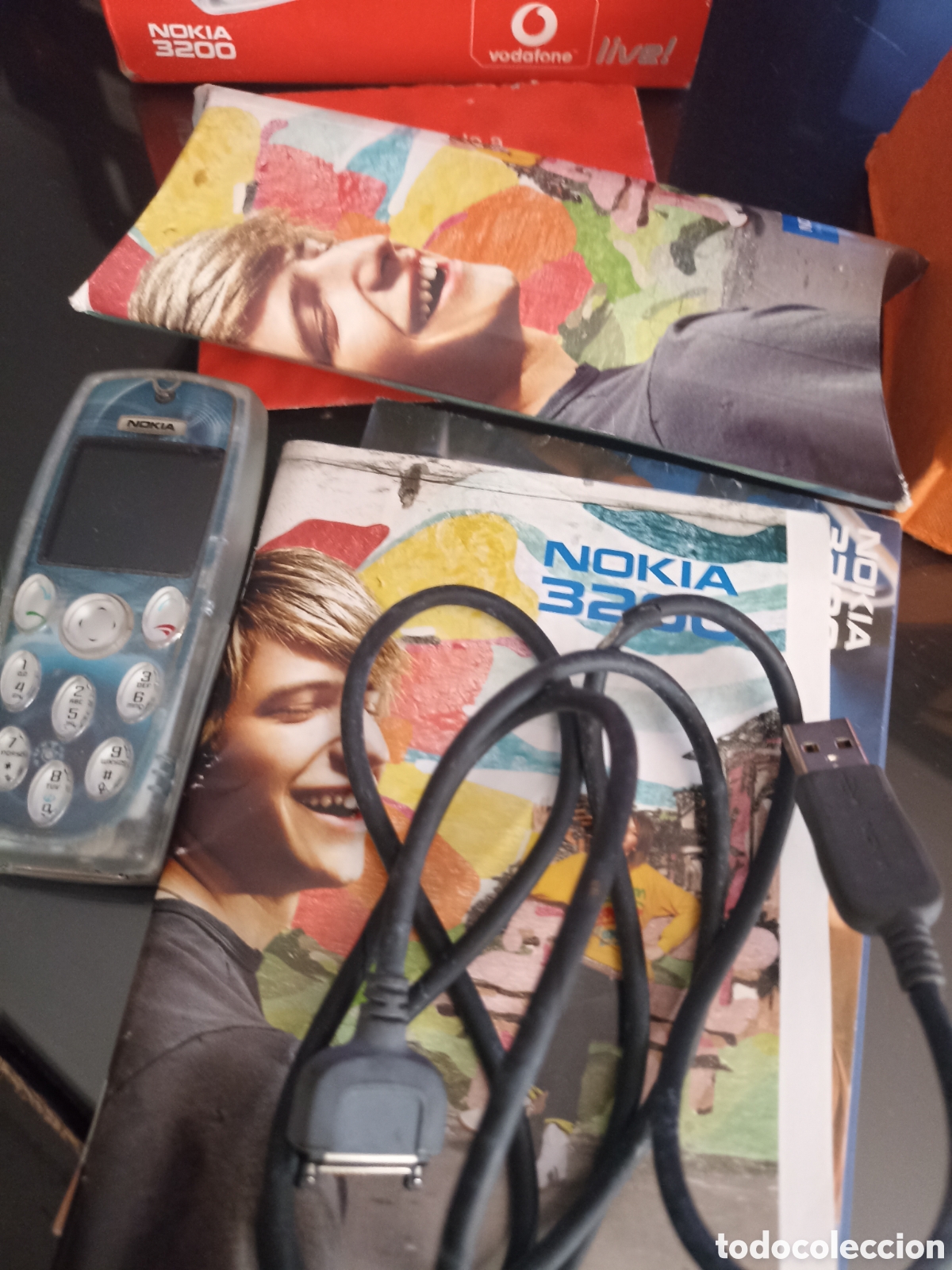 Segunda mano: M&oacute;vil Nokia 3200 con todos complementos vintage - Foto 5
