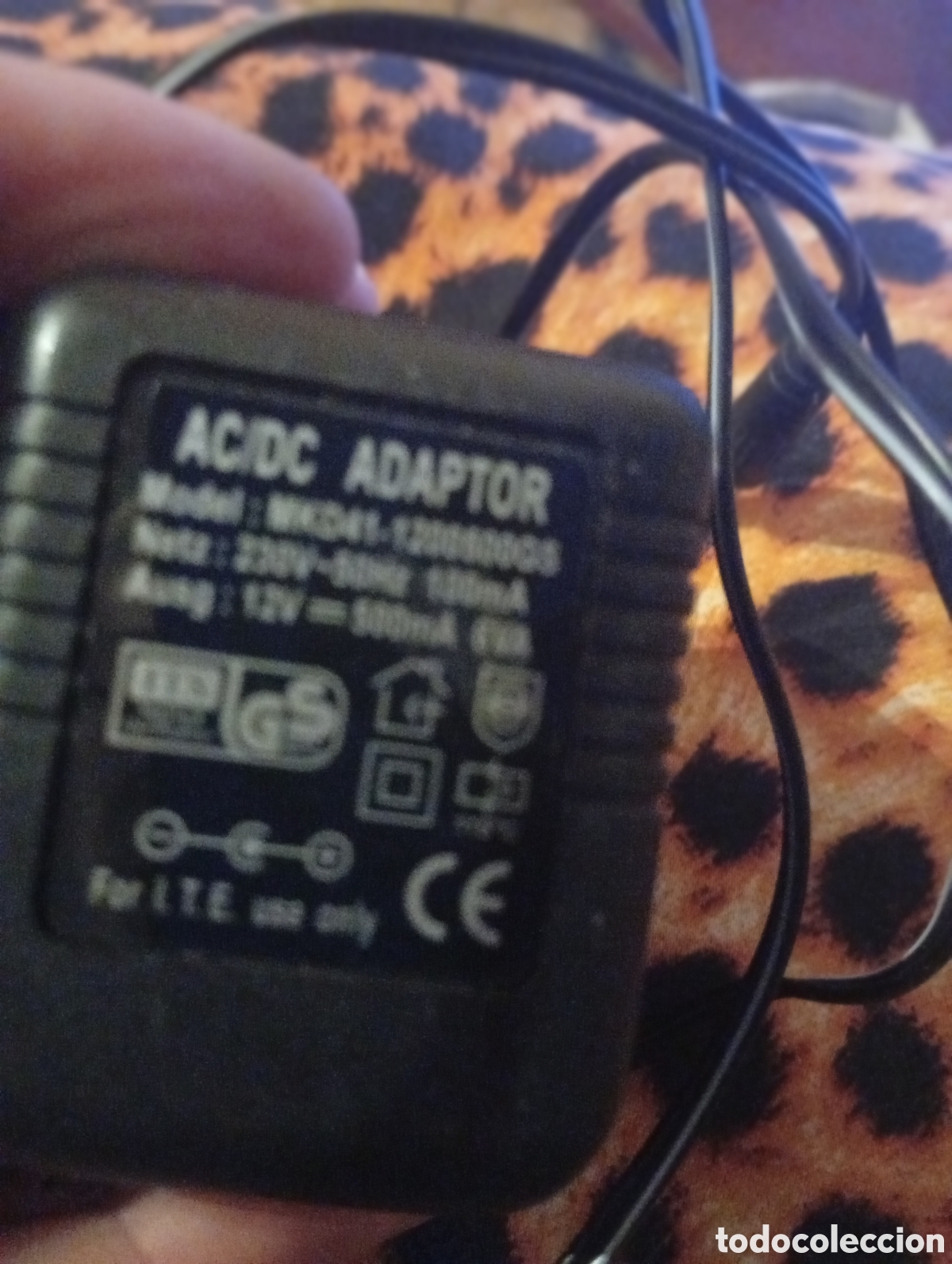 Segunda mano: Cable cargador 230 v / 50 Hz , 12 v / 500 Am