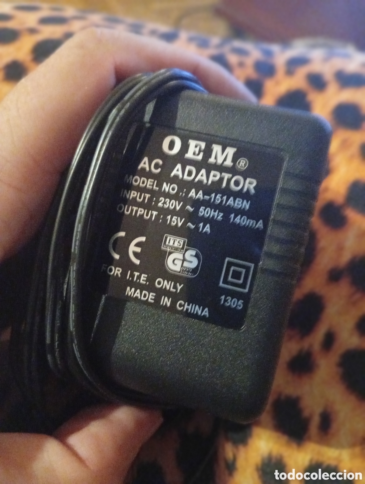 Segunda mano: Cargador OEM modelo AA-151ABN