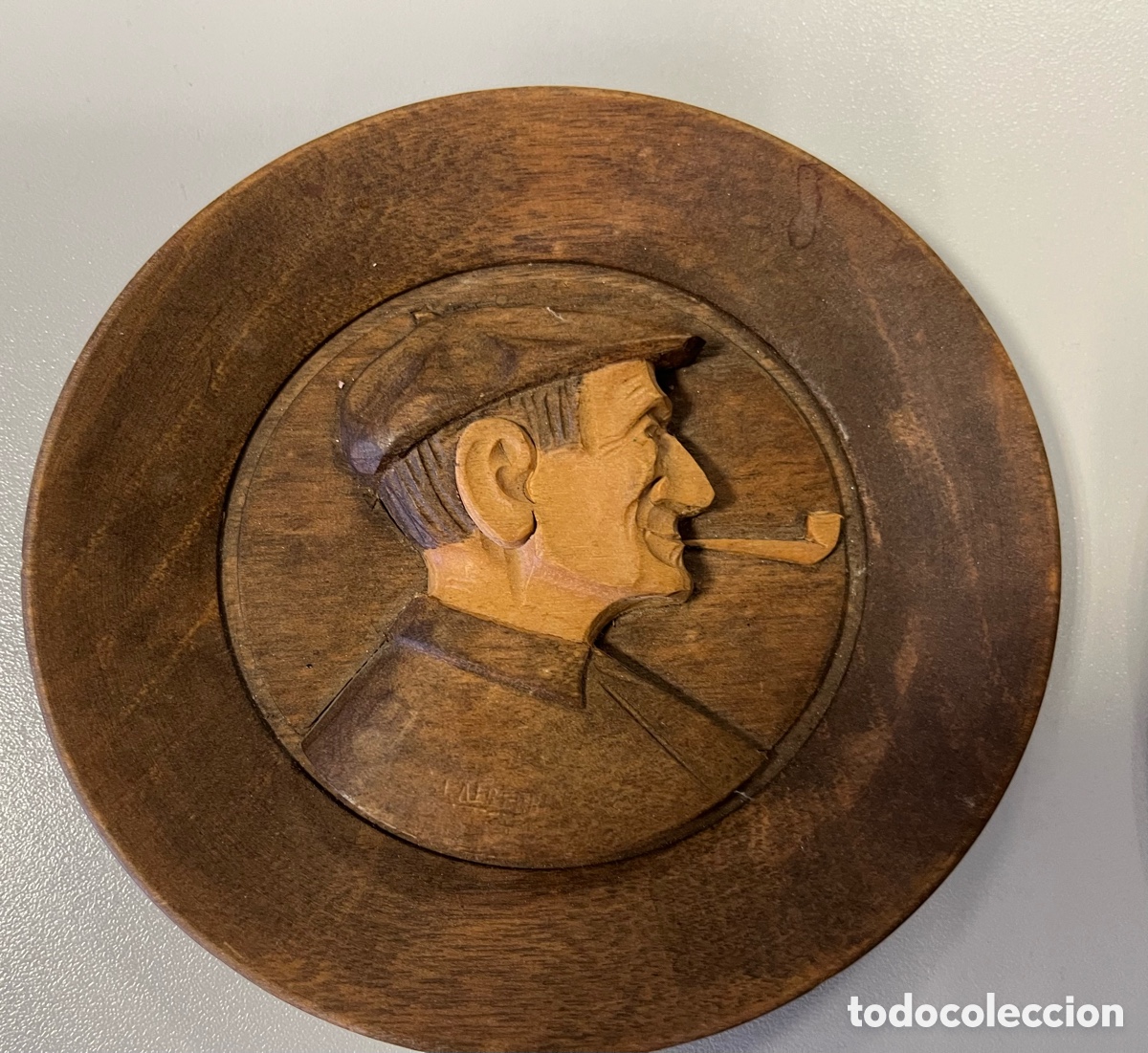 Segunda mano: Platos tallados en madera J Alberdi - Foto 2