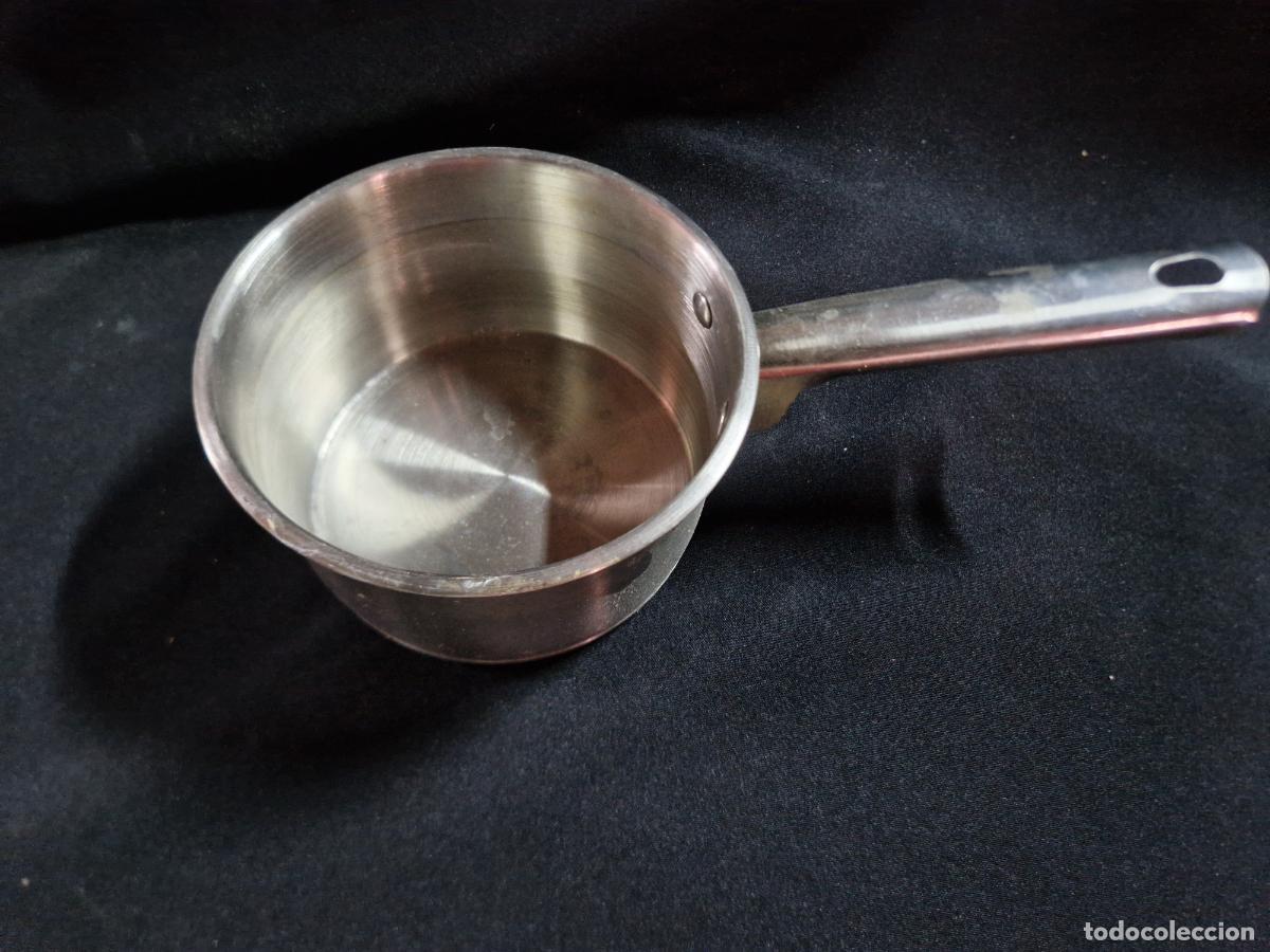 Segunda mano: BONITO OLLA DE ALUMINIO.