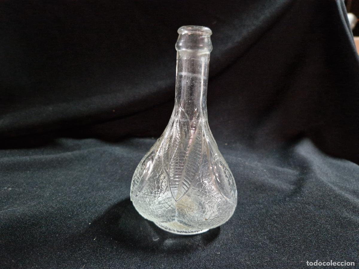 Segunda mano: BONITA BOTELLA VINTAGE. TRINARANJUS 1933. 15 CM DE ALTURA