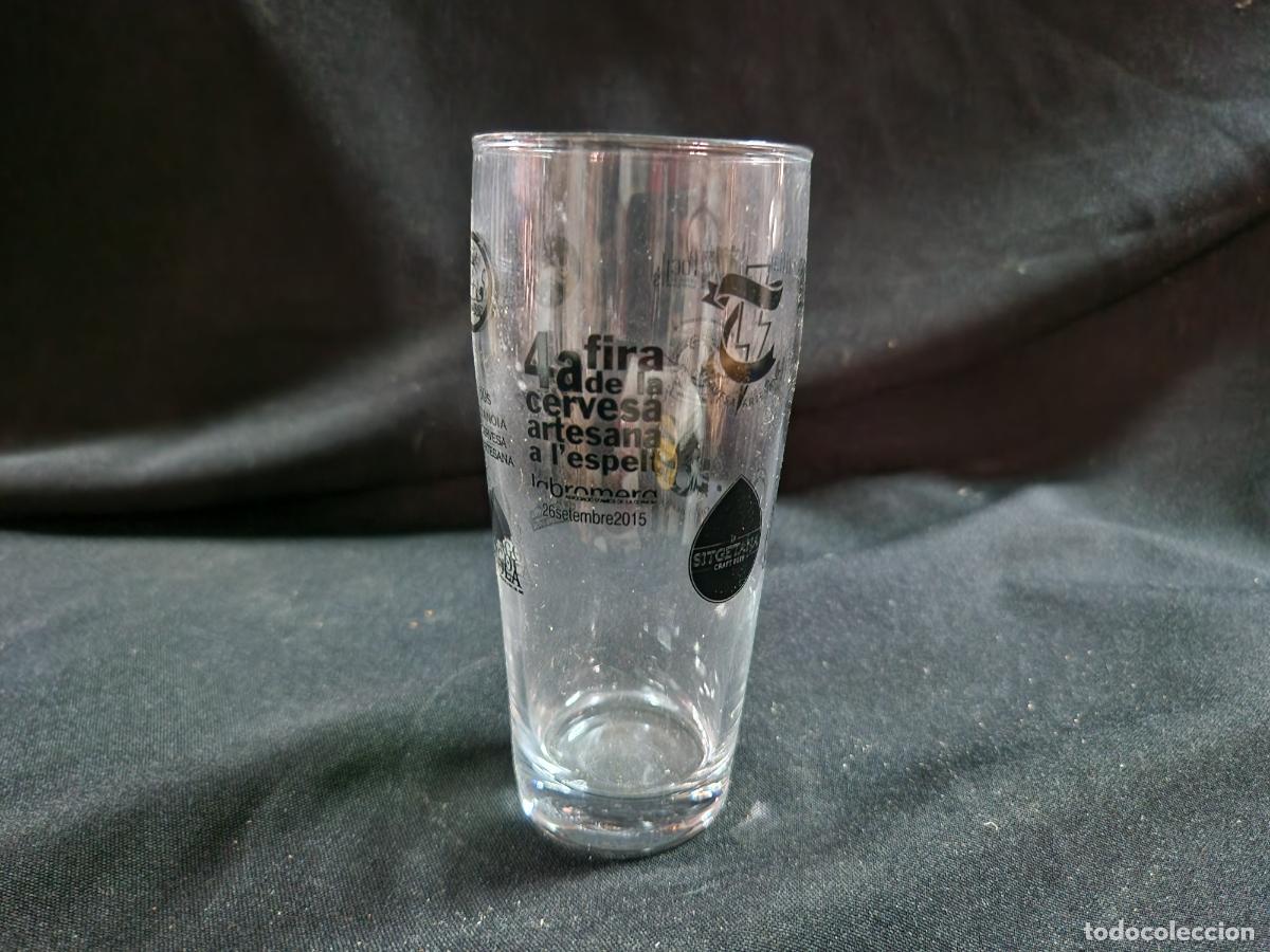 Segunda mano: BONITO VASO DE CRISTAL. 4TA FIRA DE LA CERVEZA. MEDIDA 13*6