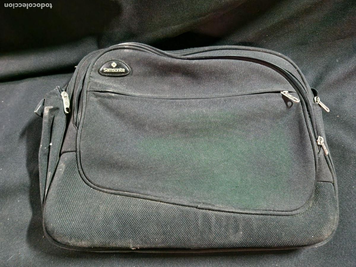 Segunda mano: BONITO BOLSO DE HOMRO VINTAGE. COLOR GRIS. SAMSONITE.