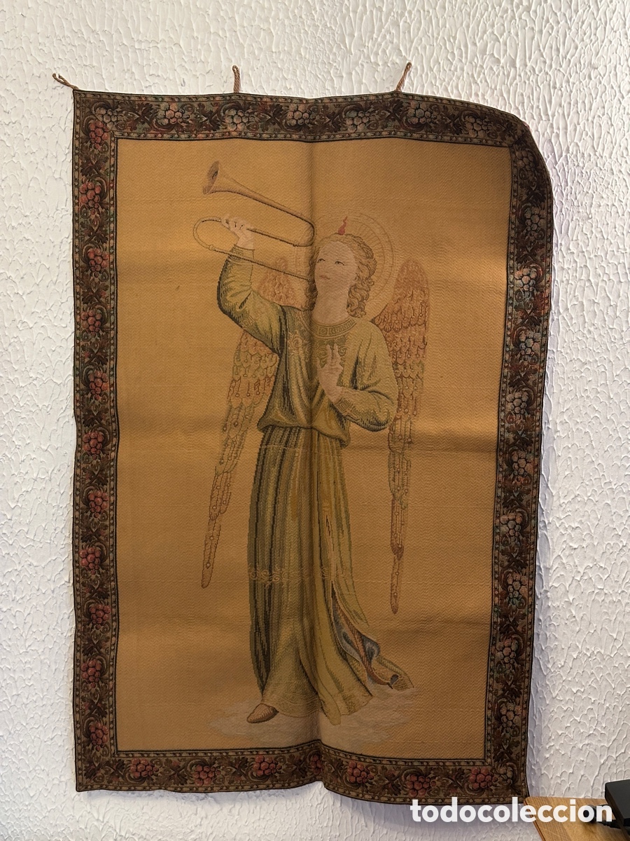 Segunda mano: Tapiz de &Aacute;ngel con trompeta