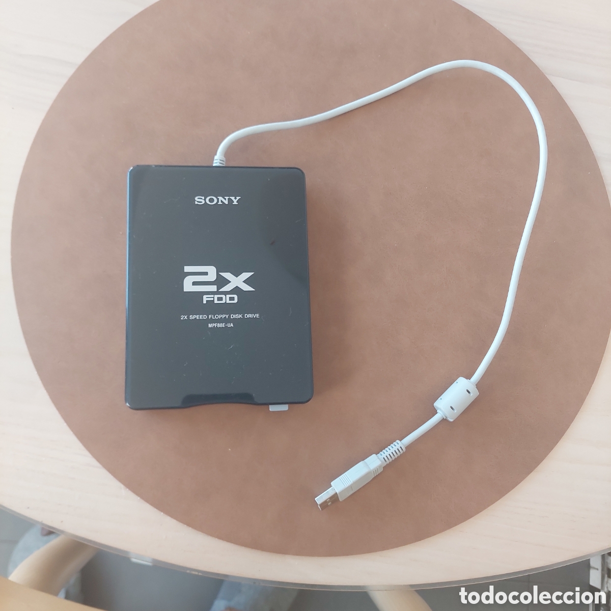Segunda mano: Disquetera externa Sony.
