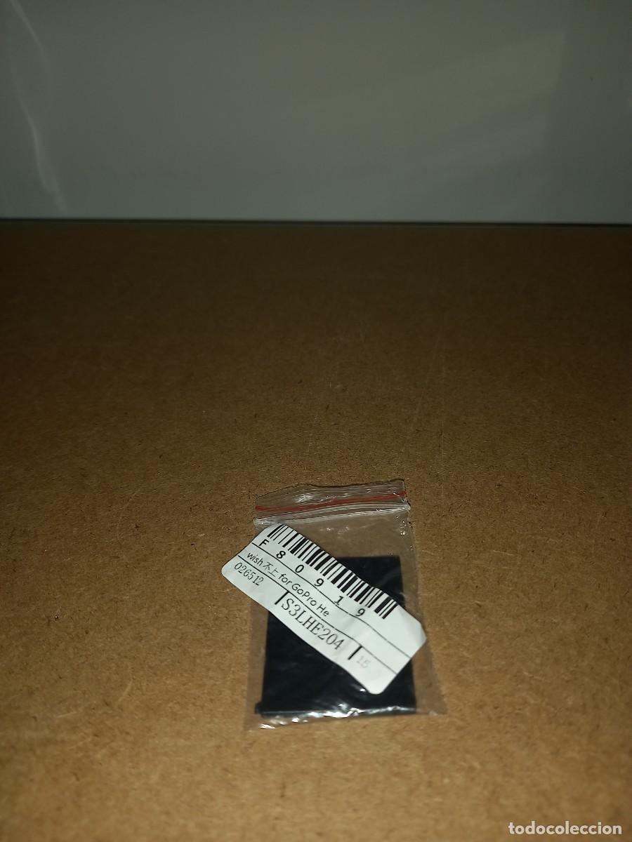 Segunda mano: Tapa Bater&iacute;a GoPro 3 Negra - Foto 3