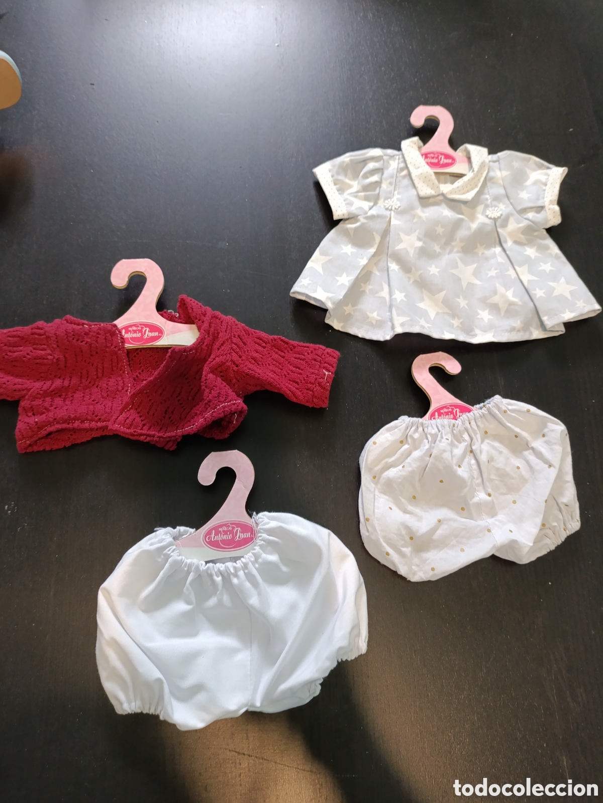 Segunda mano: 5 prendas ropa mu&ntilde;eca Antonio Juan