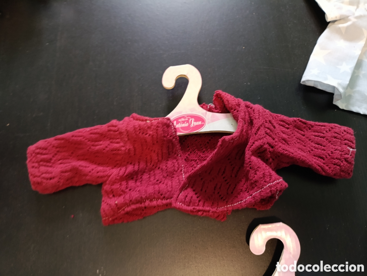 Segunda mano: 5 prendas ropa mu&ntilde;eca Antonio Juan - Foto 3