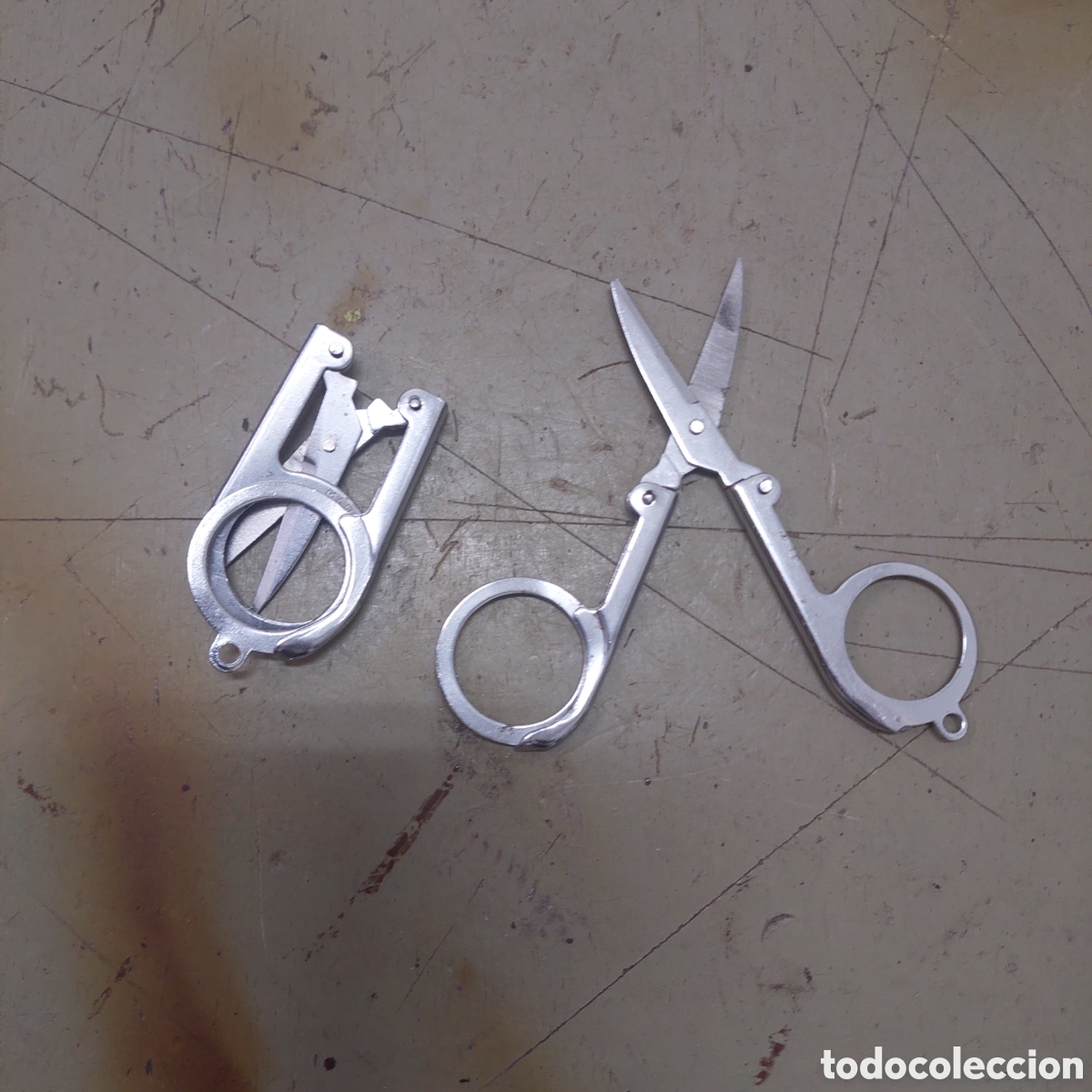 Segunda mano: Tijeras plegables inox.